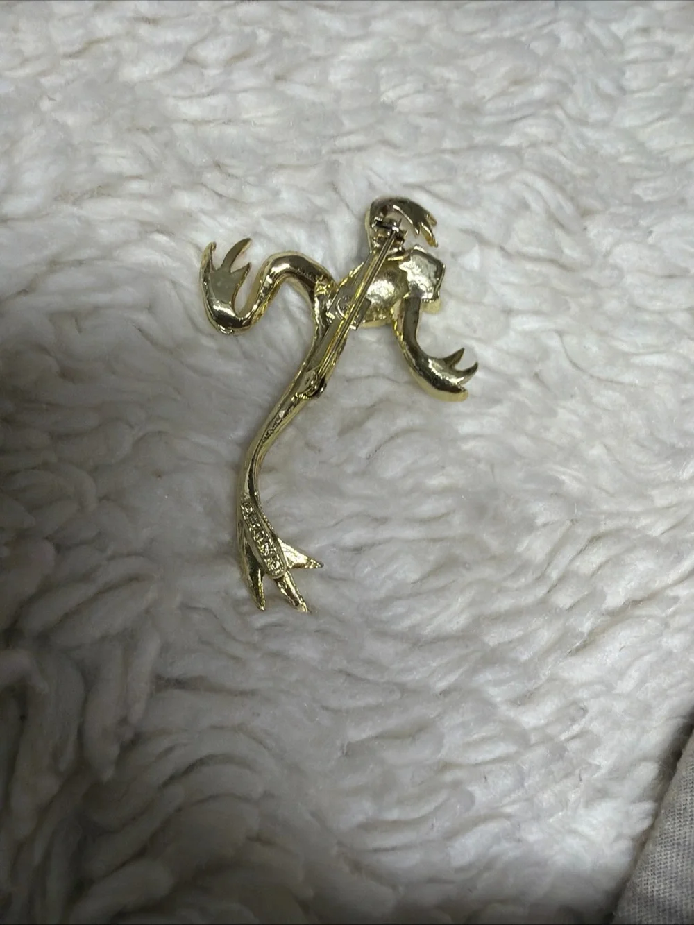 Gerry’s Gold-Tone Blue & Green Frog Pin -